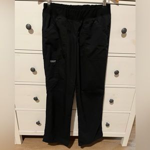 Women’s size medium Cherokee work wear one cargo pocket scrubs